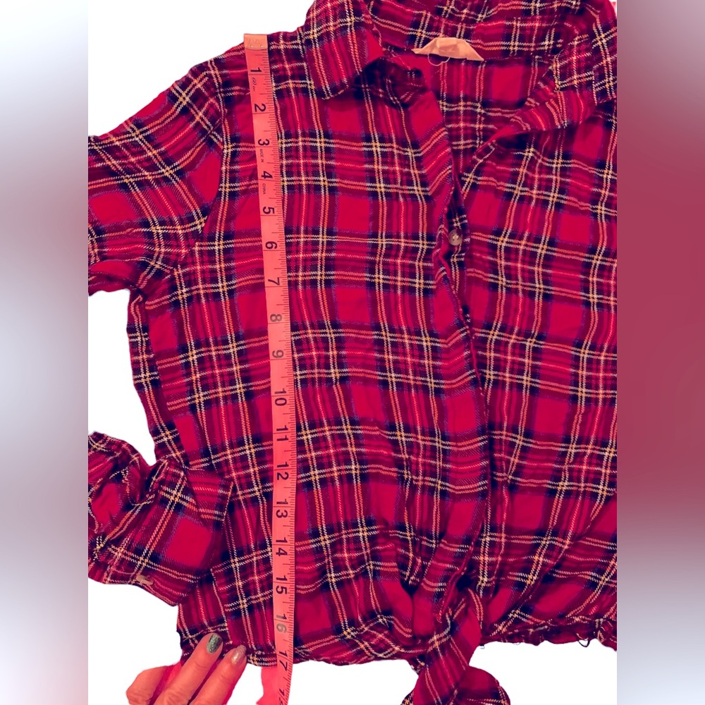 Plaid Crop Long sleeve shirt